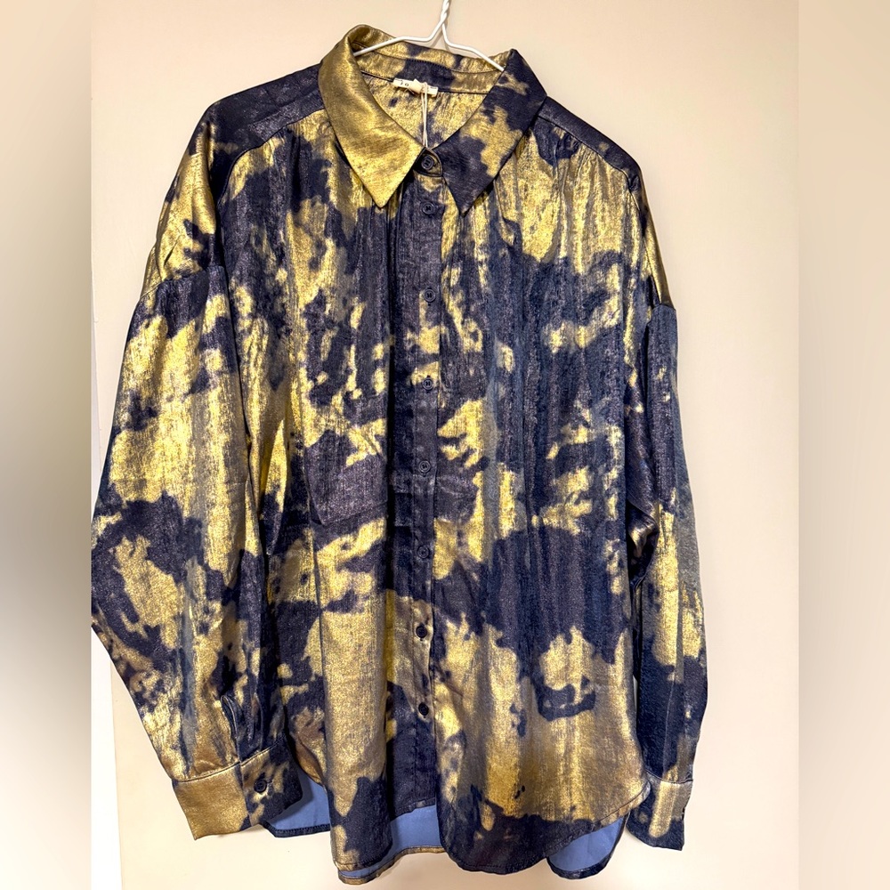 Jodifl blouse with summer gold and navy. Size L, new with tags.